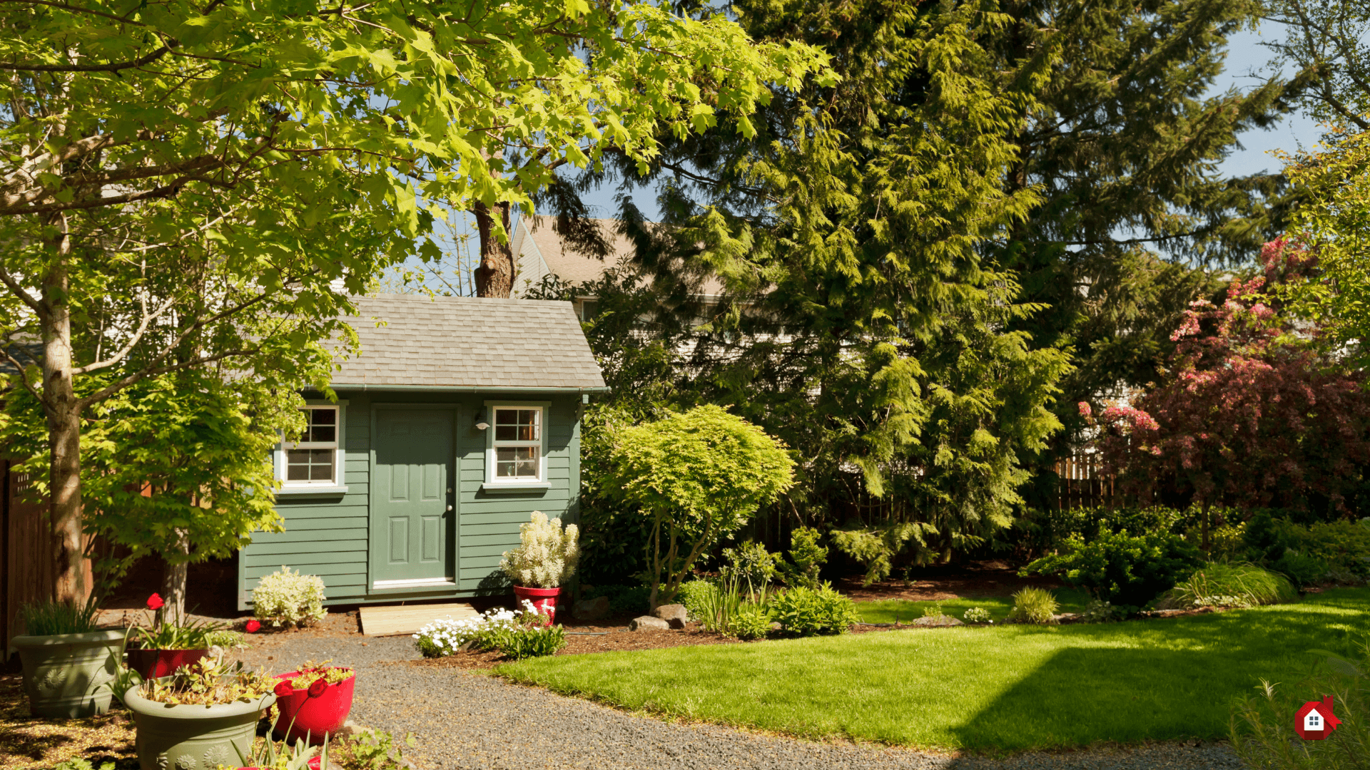 She-shed green with&nbsp;landscaped garden