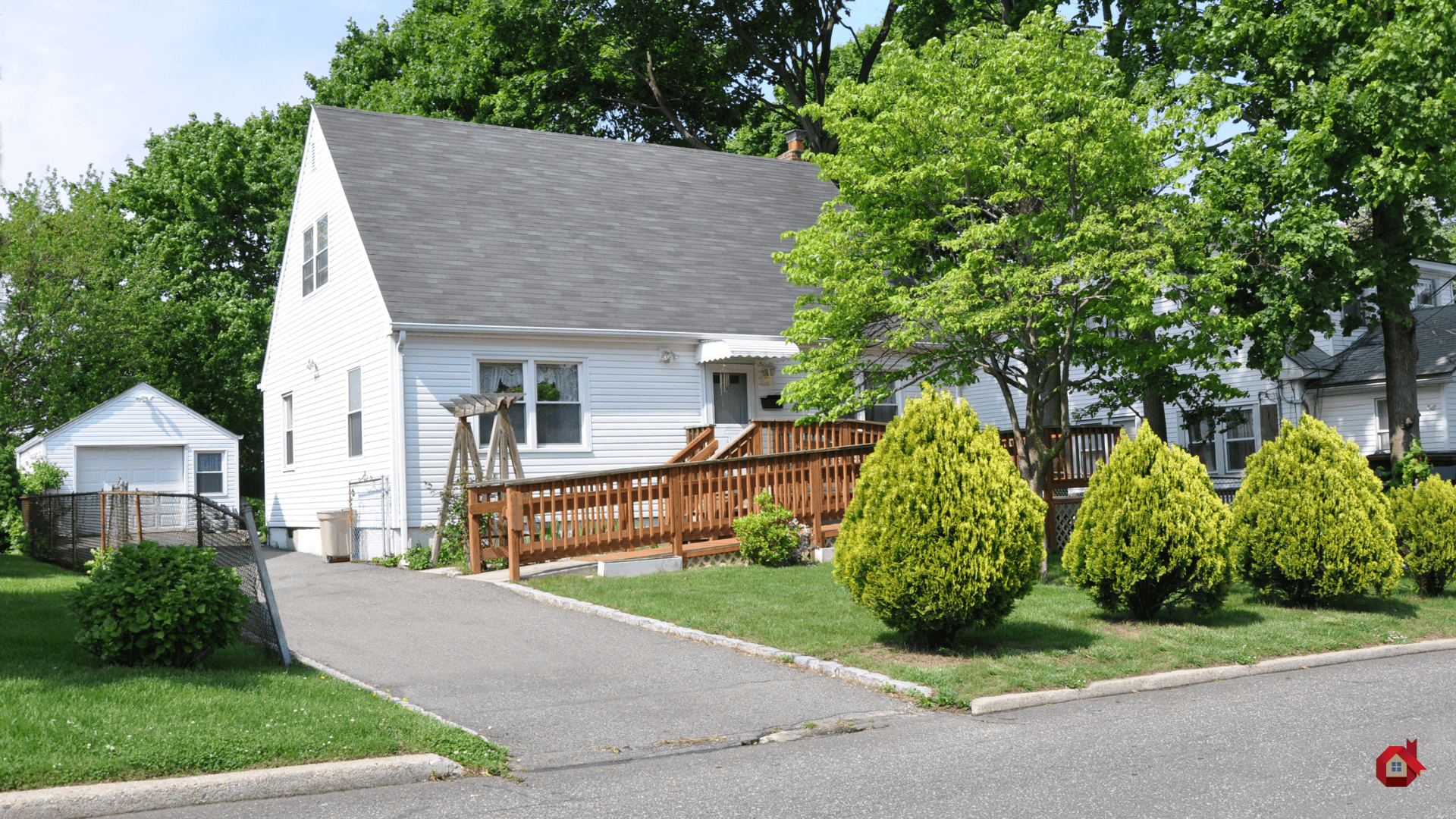 Wheelchair ramp in front of a house&nbsp;