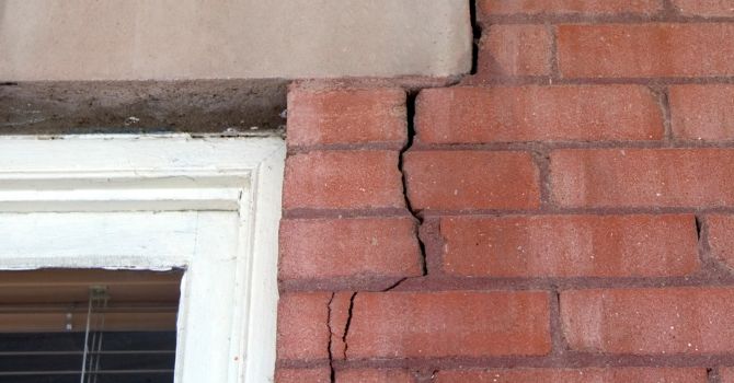 signs that your&nbsp;foundation needs renovation