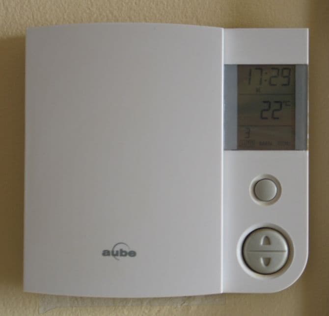 electronic thermostat_How to Choose a Thermostat 