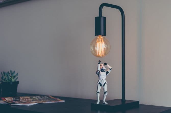 lampe star wars_Soumission Rénovation_star wars lamp_renoquotes