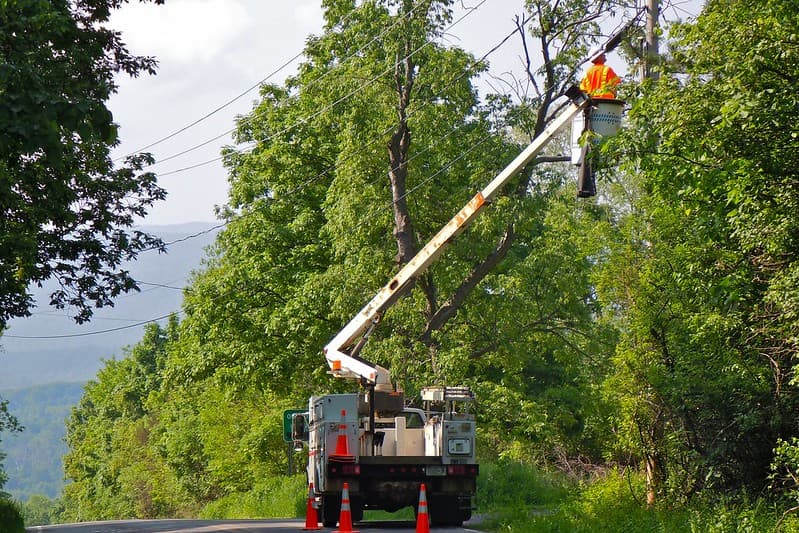 cable repair and ladder_Lineworker: Ins and Outs of the Job