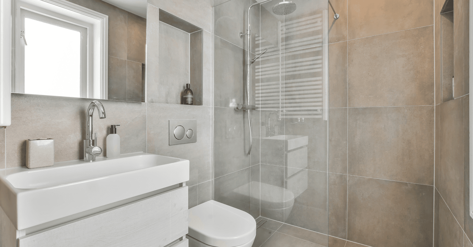 small bathroom decoration