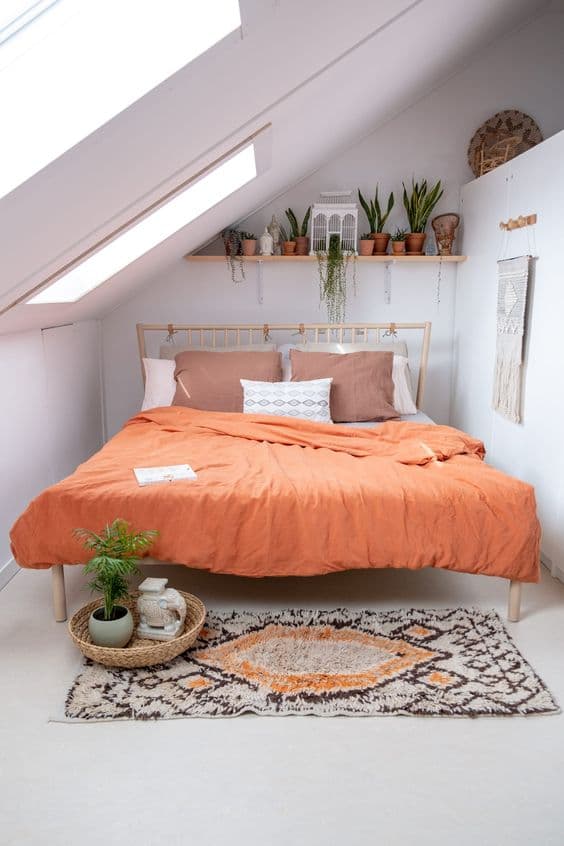 chambre à coucher avec toit en pente_Pinterest