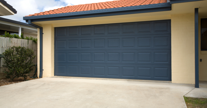 Guide to Buying a Garage Door