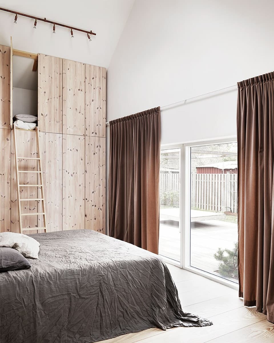 embedded wood bedroom wardrobe