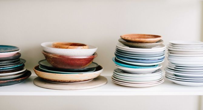 open shelving bowls_renoquotes.com